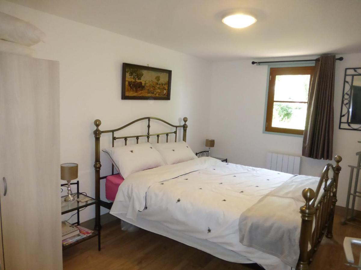 Bed and Breakfast Chez Kate à Charroux  Extérieur photo